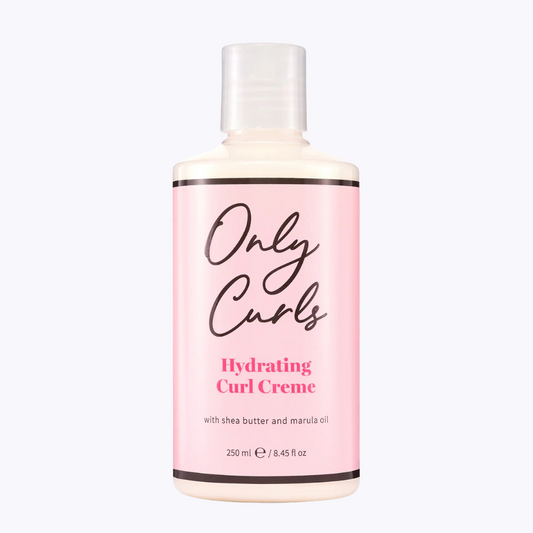 Only Curls Hydrating Curl Creme fles met sheaboter en marulaolie, 250 ml